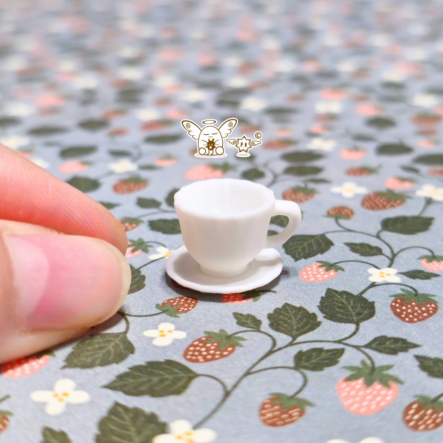 Mini Scallop Edge Tea Cup with Plate Set