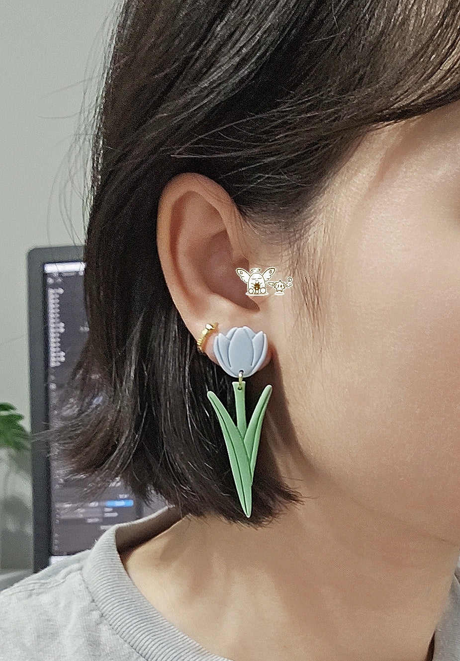 Tulip Earrings