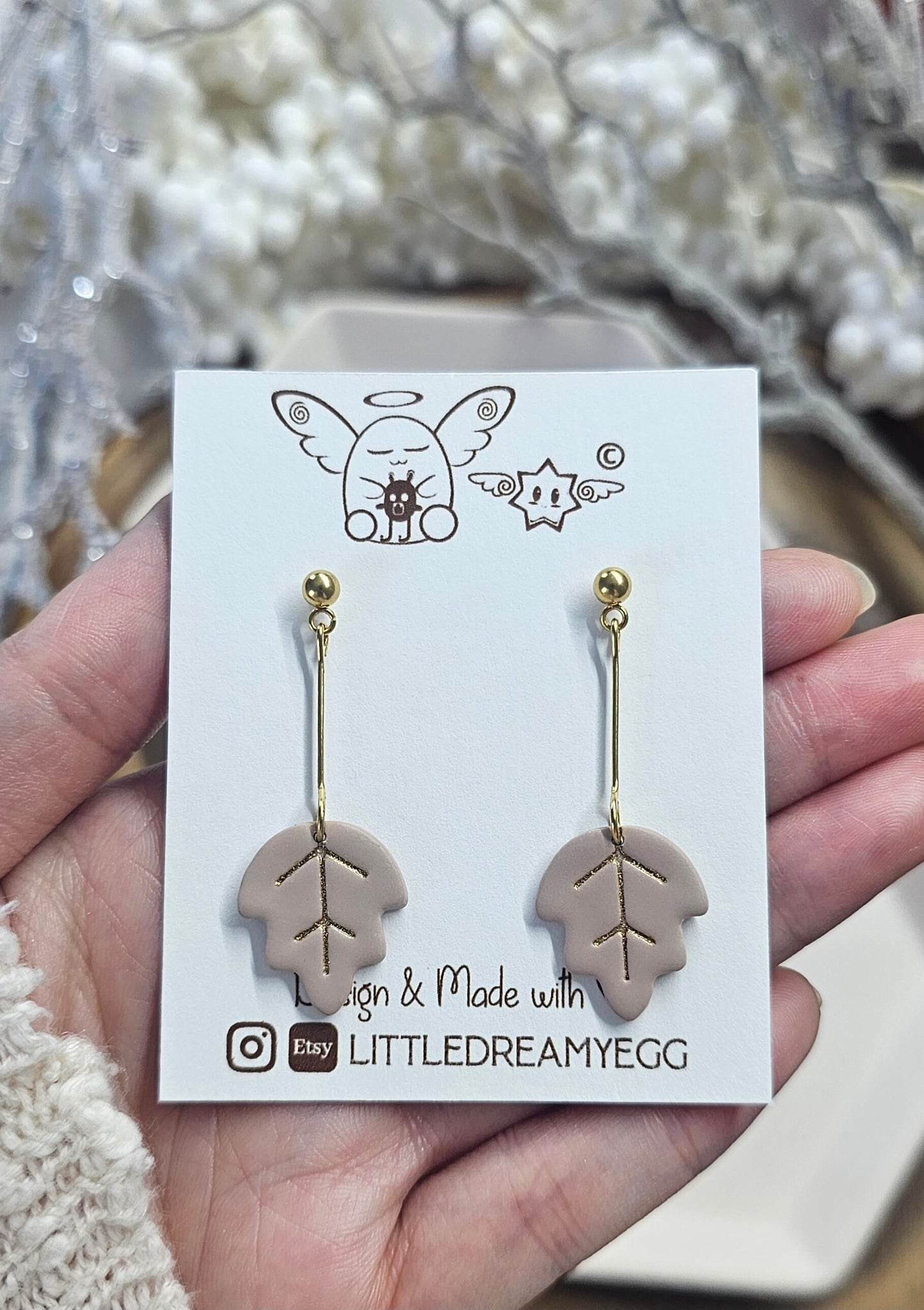 Oak leaf Ball Post Earrings, gold inlay vein leaf, Autumn Fall Jewelry, Handmade polymer clay earrings