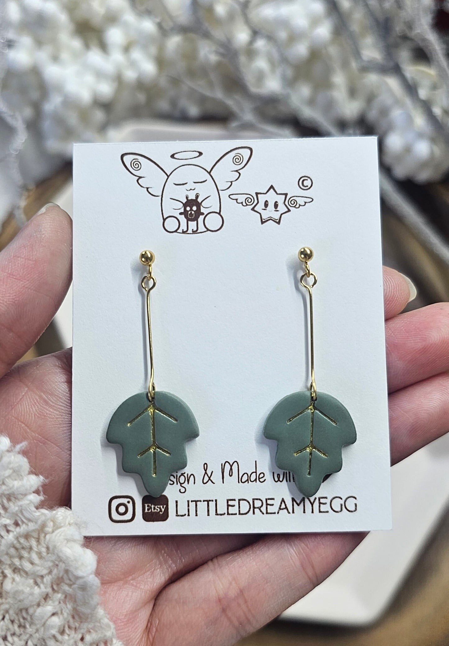 Oak leaf Ball Post Earrings, gold inlay vein leaf, Autumn Fall Jewelry, Handmade polymer clay earrings